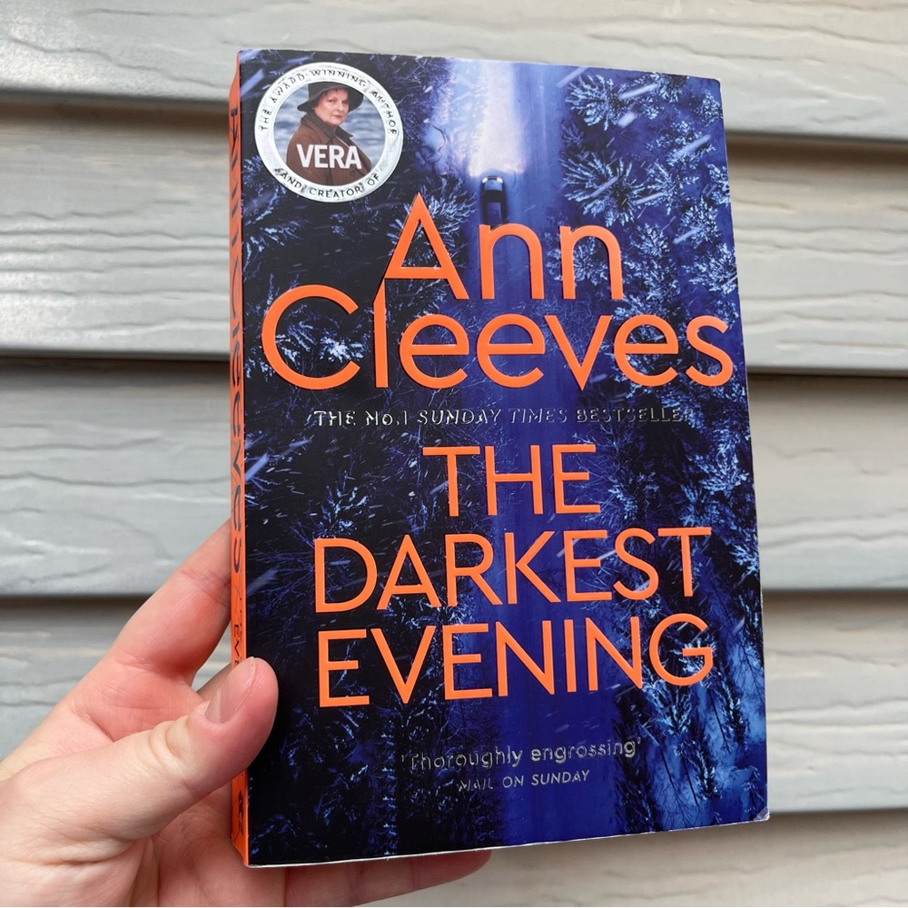 📚 4/25$ 📚 The Darkest Evening by Ann Cleeves | Thriller Book